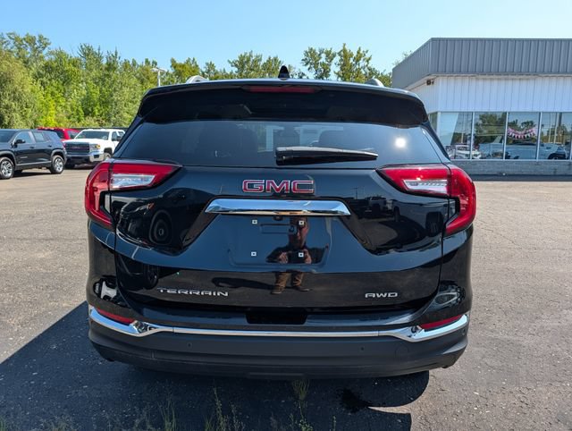 Used 2022 GMC Terrain SLT AWD/4WD image 8