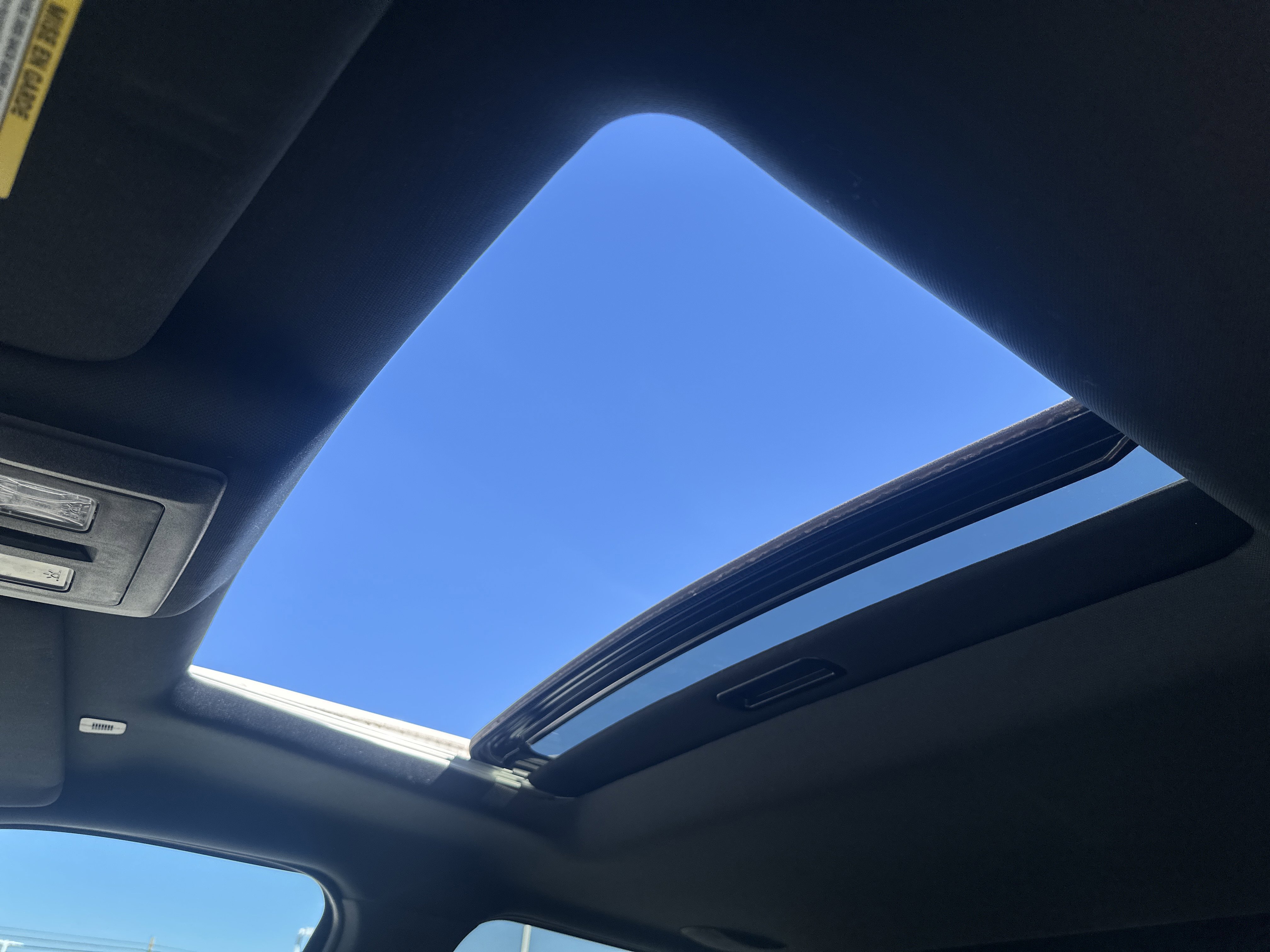 Used 2018 RAM 3500 Laramie Longhorn image 12