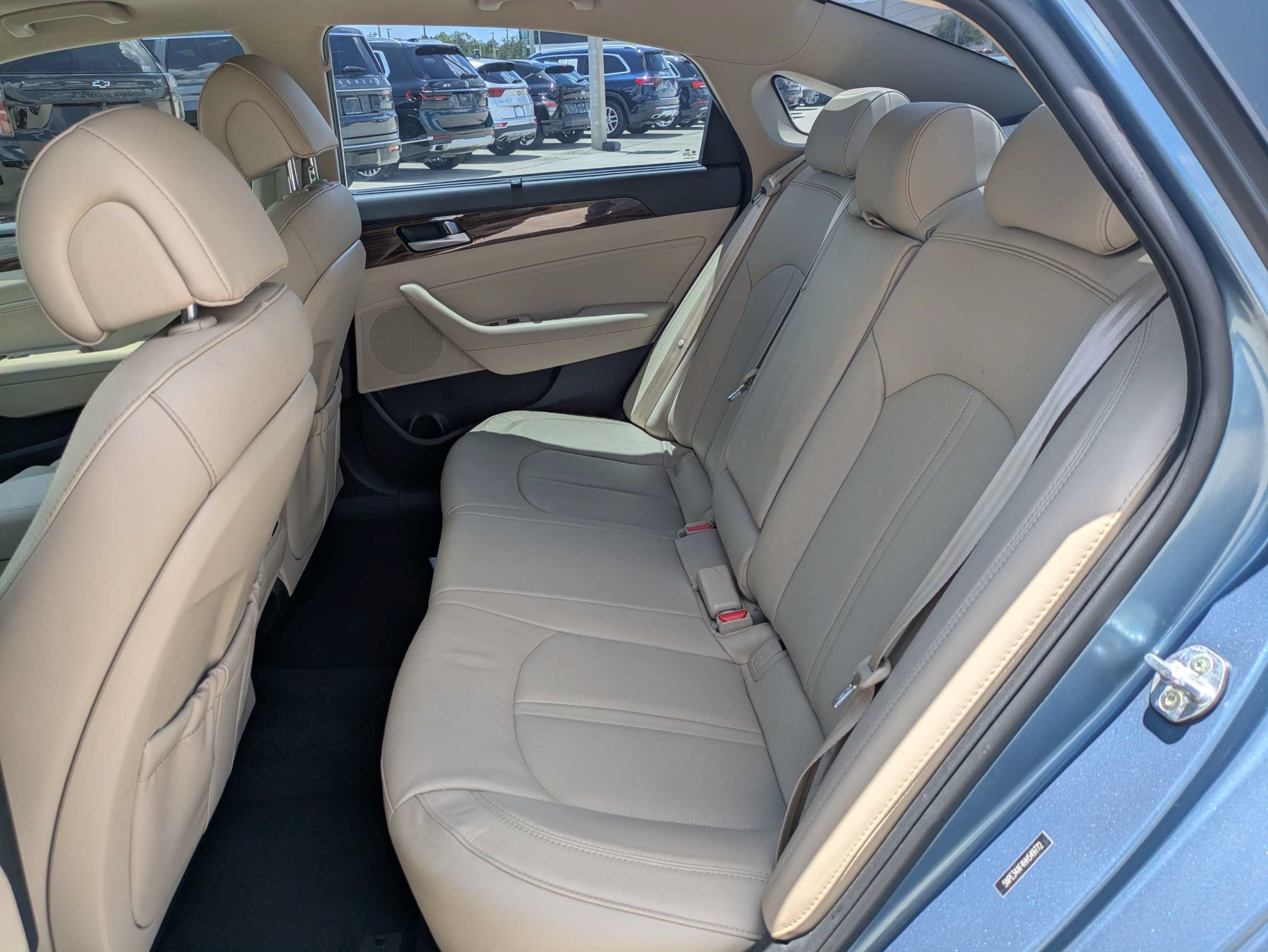 Used 2017 Hyundai Sonata Limited w/ Ultimate Package 04 FWD image 14