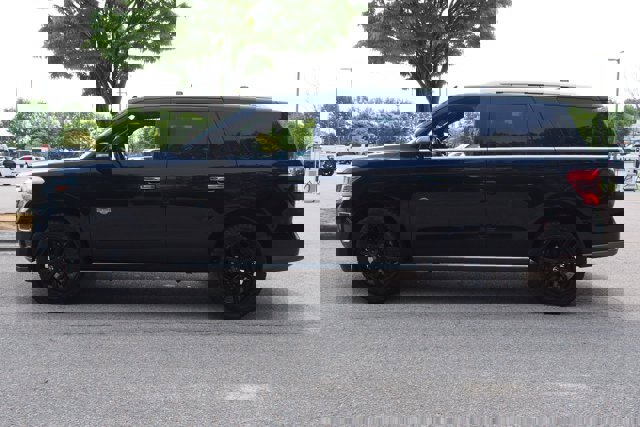 Certified 2023 Ford Expedition King Ranch AWD/4WD image 4