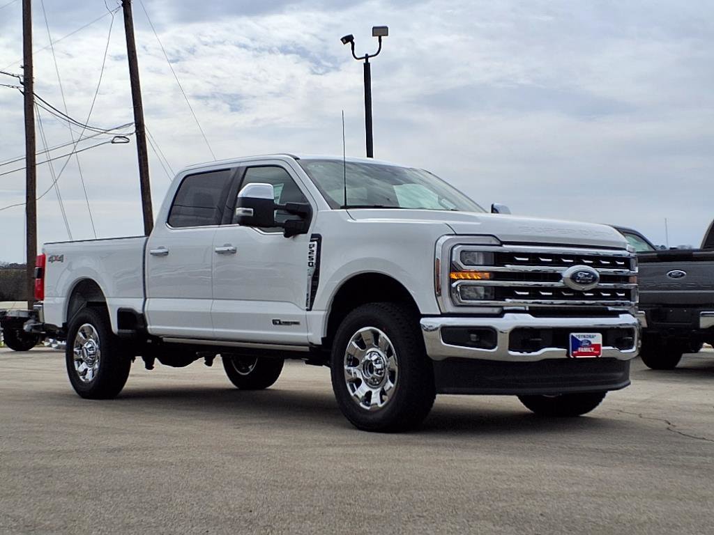 New 2025 Ford F250 Lariat w/ Chrome Package image 3