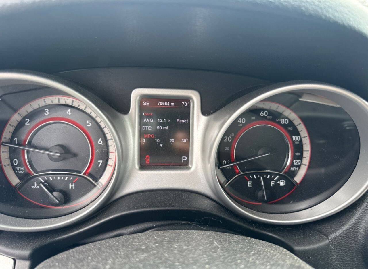 Used 2013 Dodge Journey SXT w/ Popular Equipment Group AWD/4WD image 11