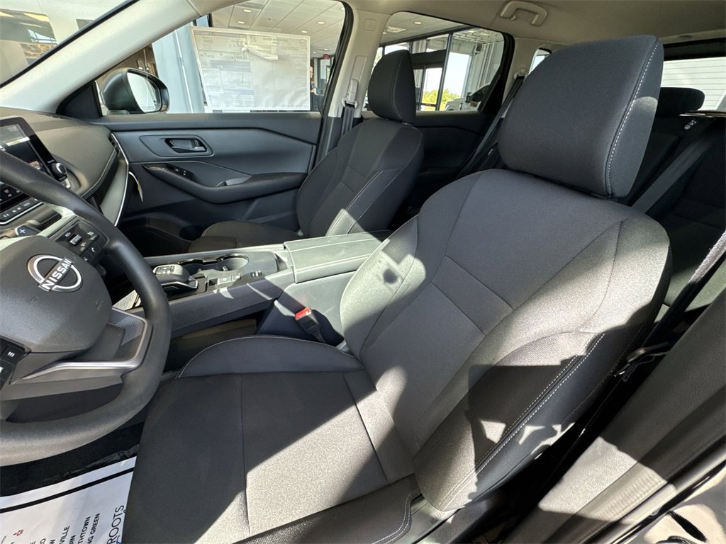 New 2026 Nissan Rogue S image 3