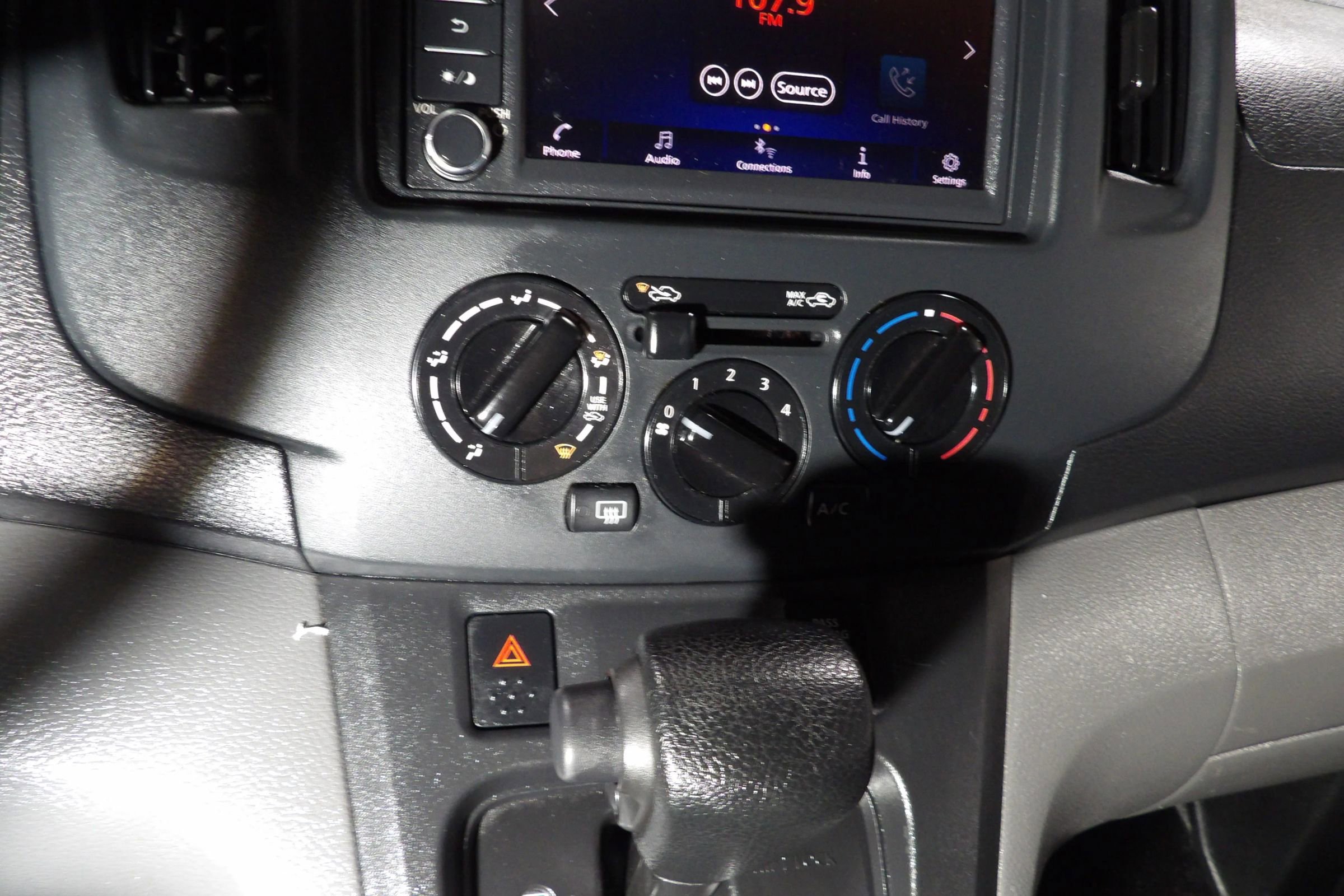 Used 2021 Nissan NV200 SV w/ Back Door Glass Package image 16