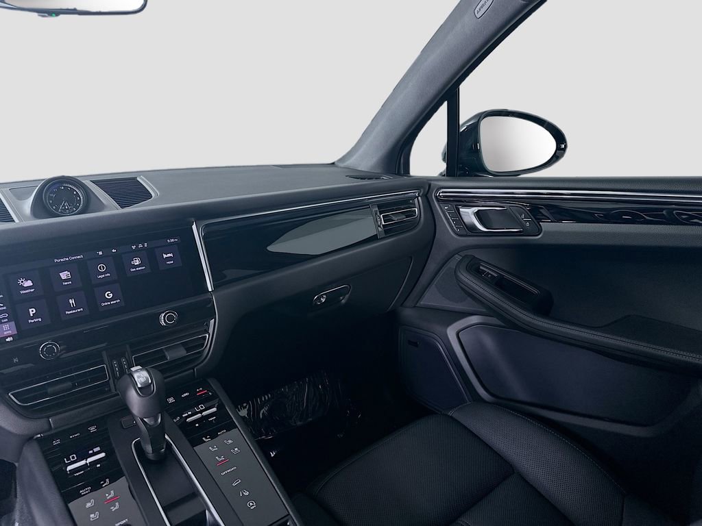New 2026 Porsche Macan Turbo AWD/4WD image 25