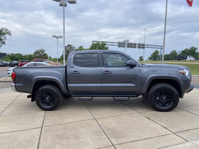 Used 2021 Toyota Tacoma SR5 image 13