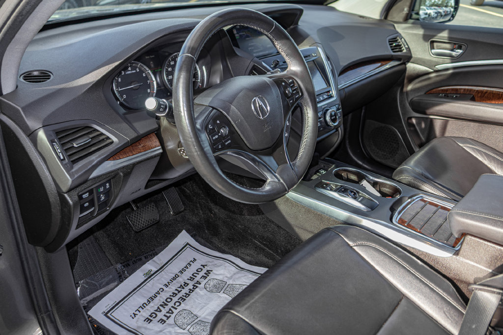 Used 2017 Acura MDX w/ Technology Package AWD/4WD image 14