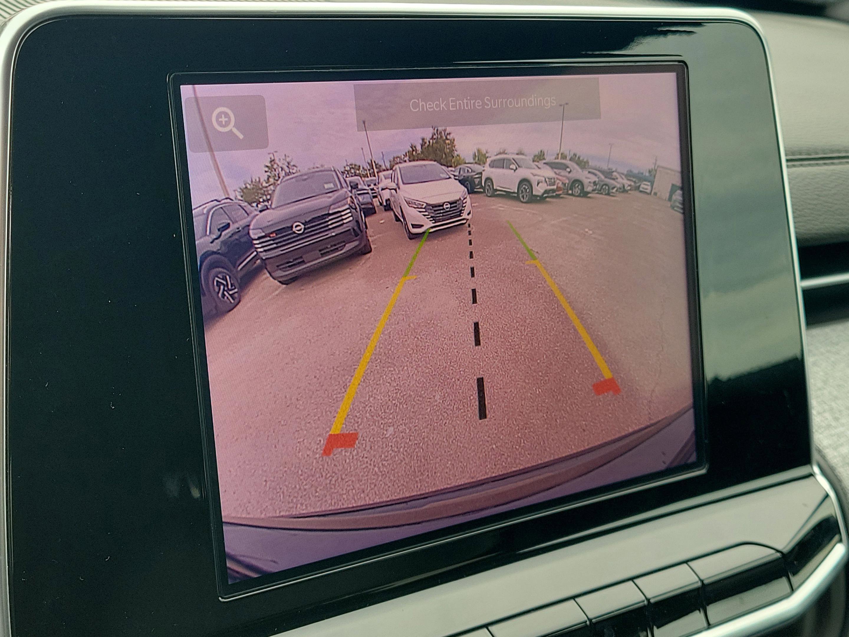 Used 2025 Jeep Compass Latitude image 24