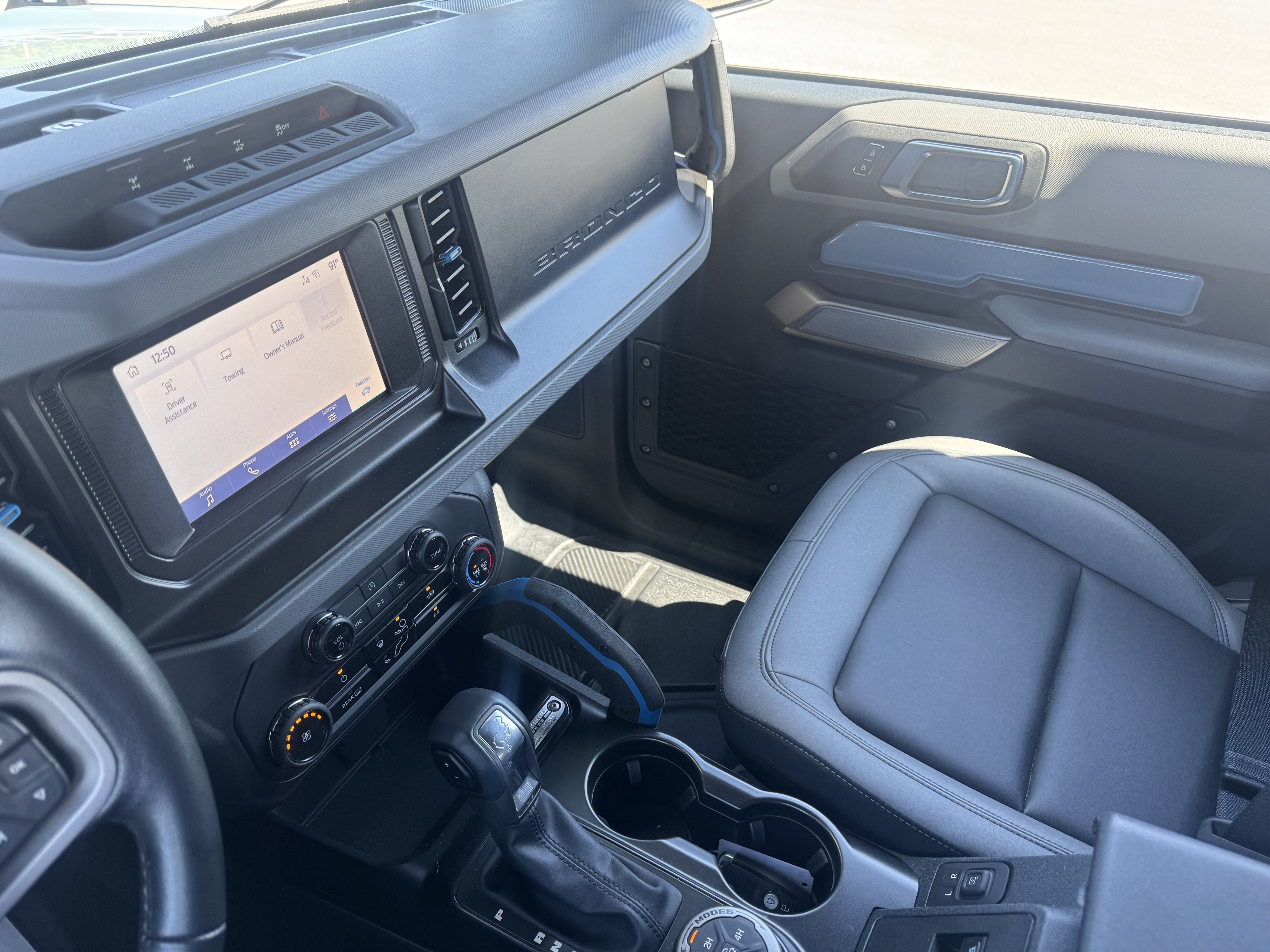 Used 2023 Ford Bronco Black Diamond w/ Sasquatch Package AWD/4WD image 21