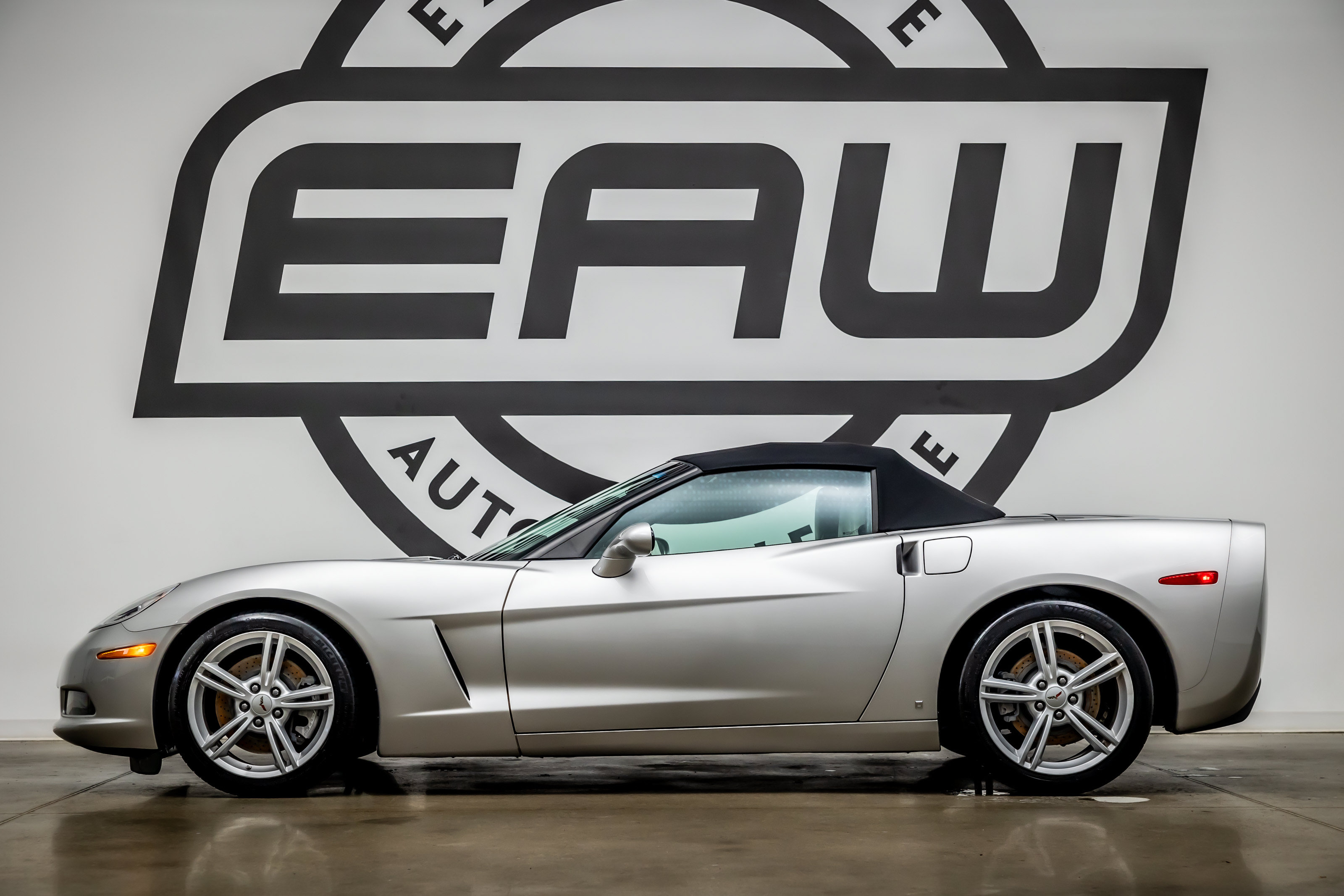 Used 2008 Chevrolet Corvette Convertible w/ Preferred Equipment Group RWD image 6