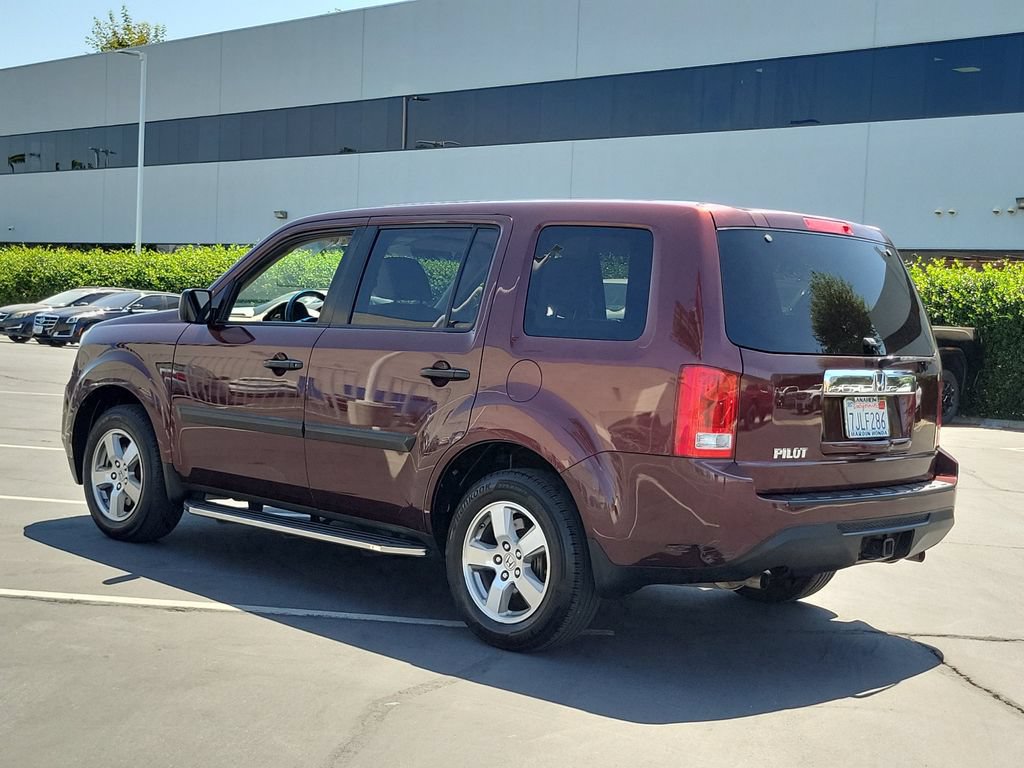 Used 2015 Honda Pilot LX image 4