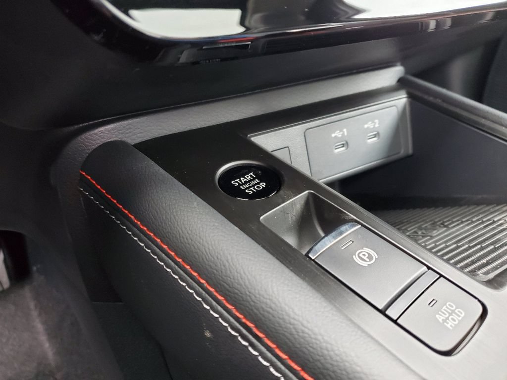 New 2026 Nissan Kicks SR w/ SR Premium Package FWD image 29