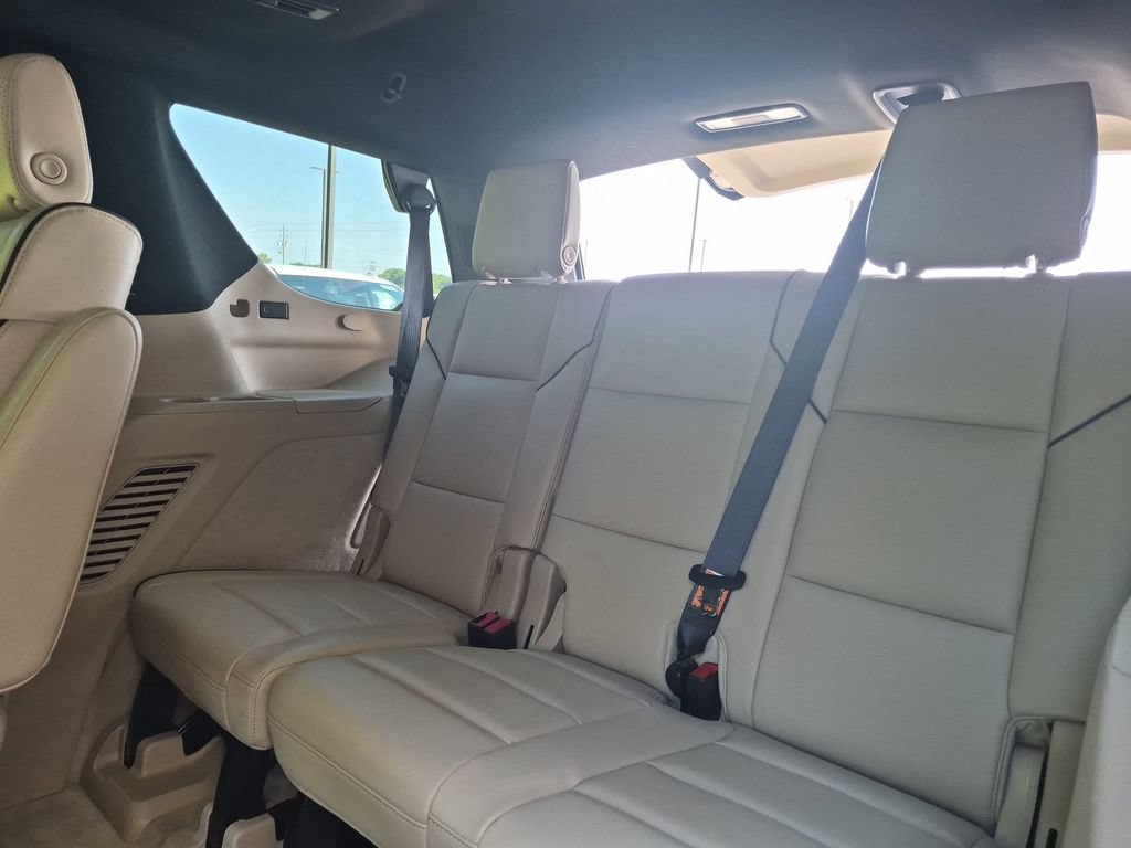 Certified 2024 Cadillac Escalade Premium Luxury RWD image 30