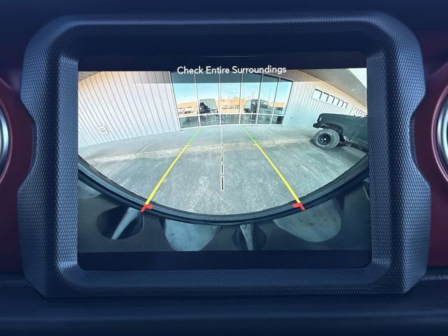 Used 2022 Jeep Wrangler Unlimited Rubicon image 9