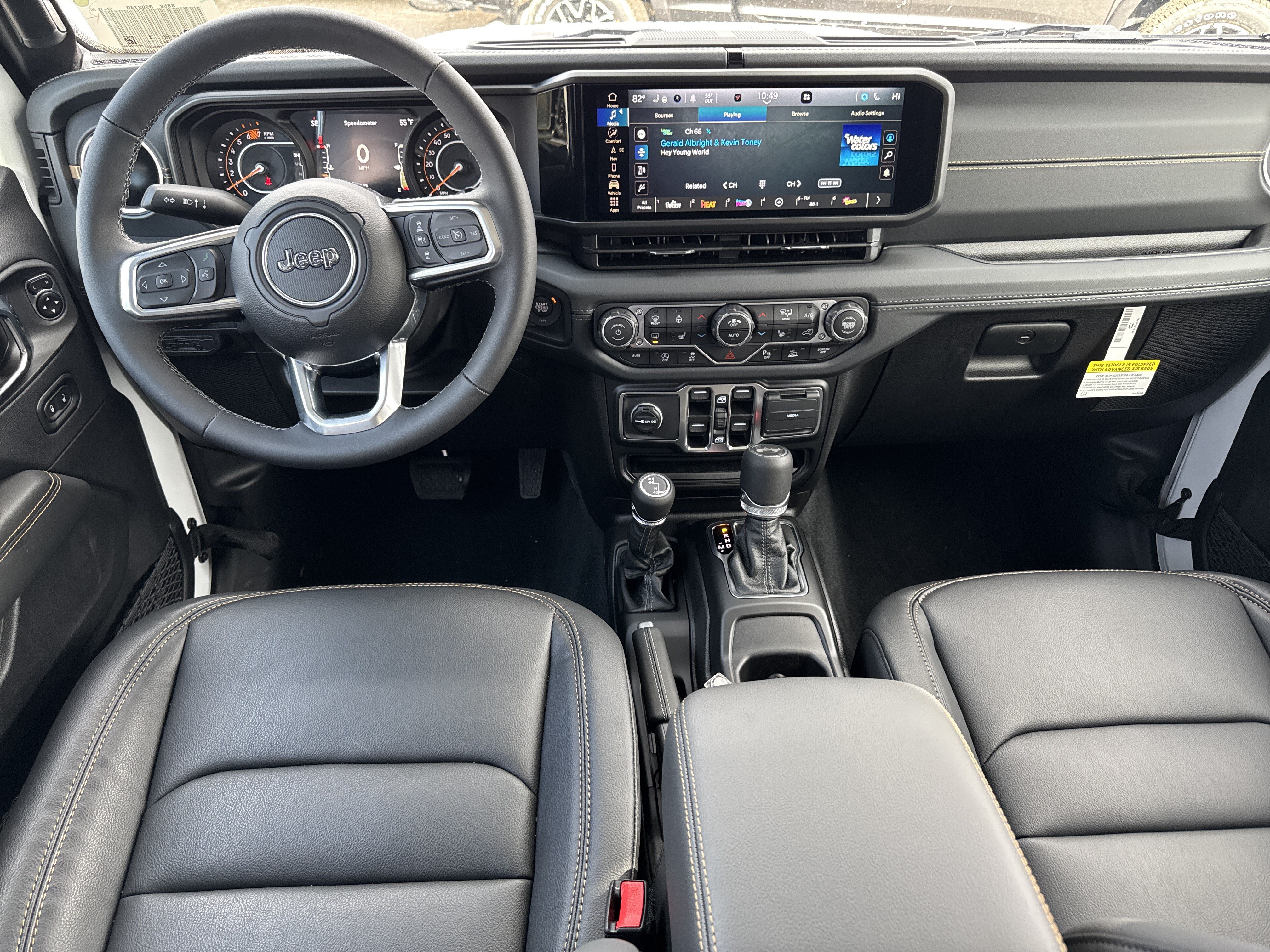 New 2026 Jeep Wrangler Unlimited Sahara AWD/4WD image 5