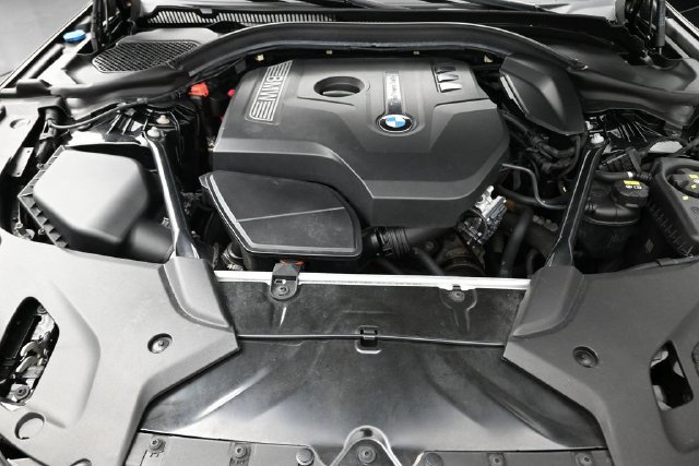 Used 2018 BMW 530i xDrive AWD/4WD image 21