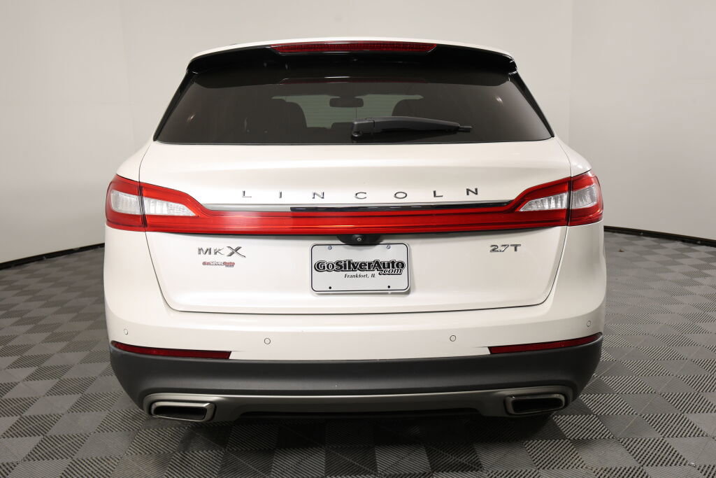 Used 2017 Lincoln MKX Reserve w/ Luxury Package image 3