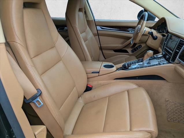 Used 2015 Porsche Panamera 4S image 30