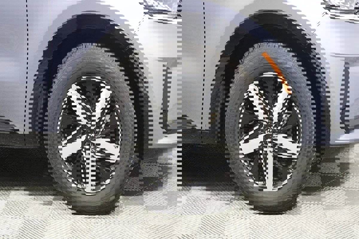 Used 2021 Kia Sorento S w/ Panoramic Sunroof Package image 17