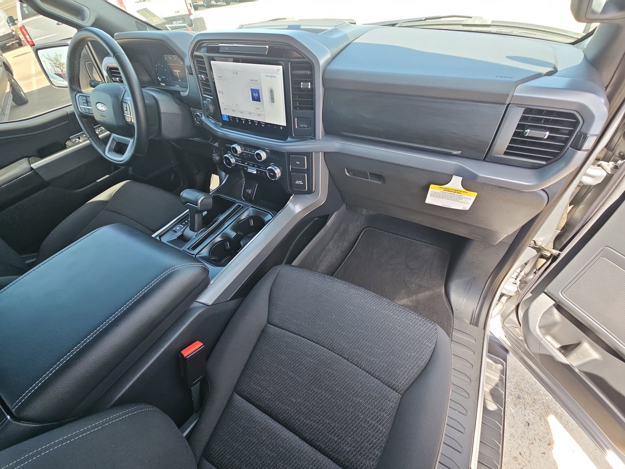 Used 2025 Ford F150 XLT w/ Equipment Group 302A MID image 33