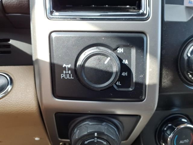 Used 2020 Ford F150 Lariat image 29