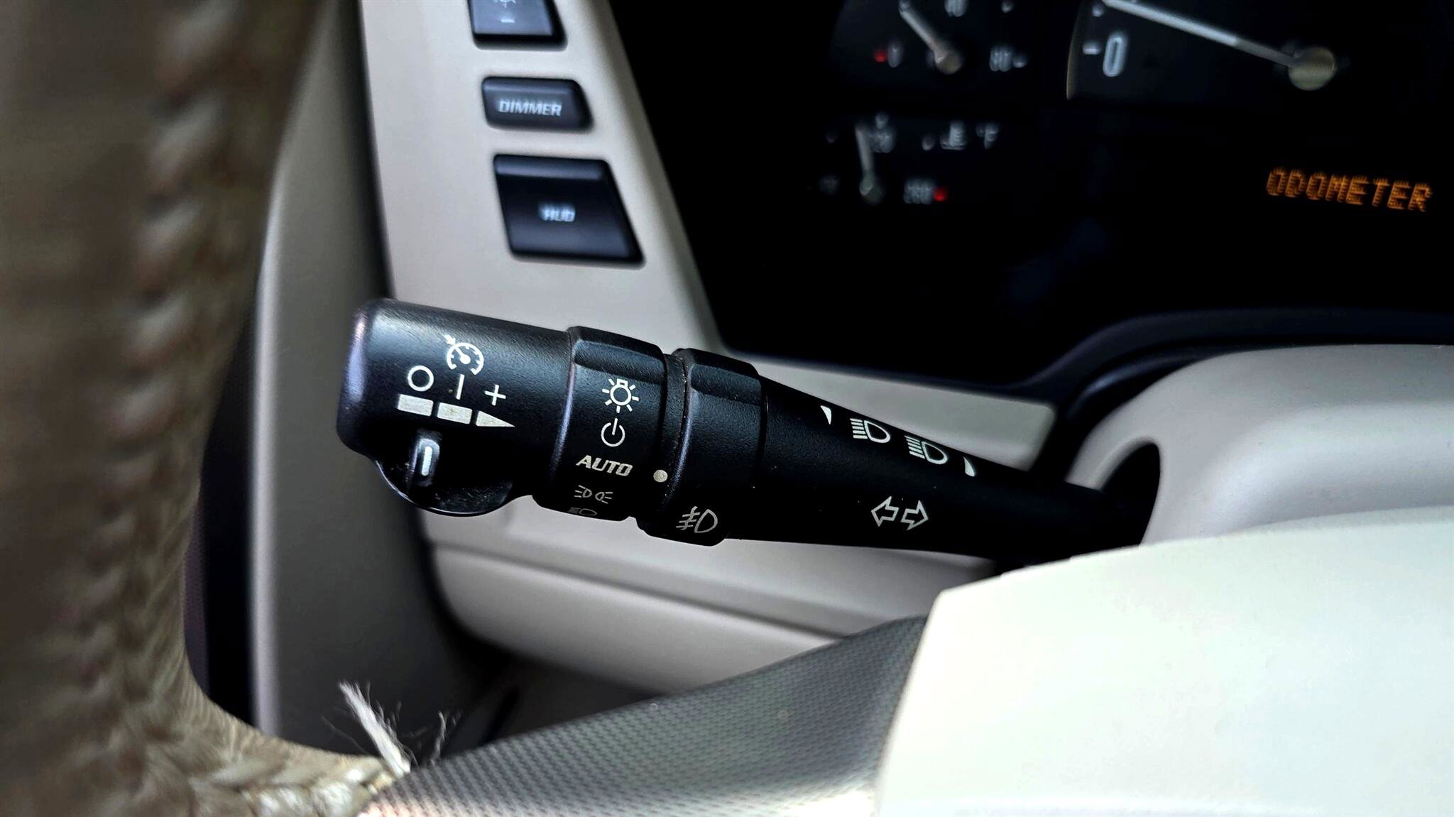 Used 2004 Cadillac XLR image 19