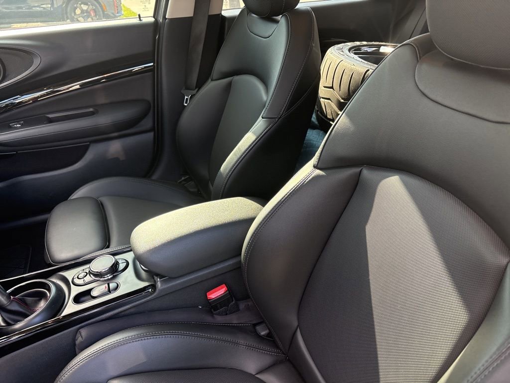 Used 2019 MINI Cooper Clubman S image 6