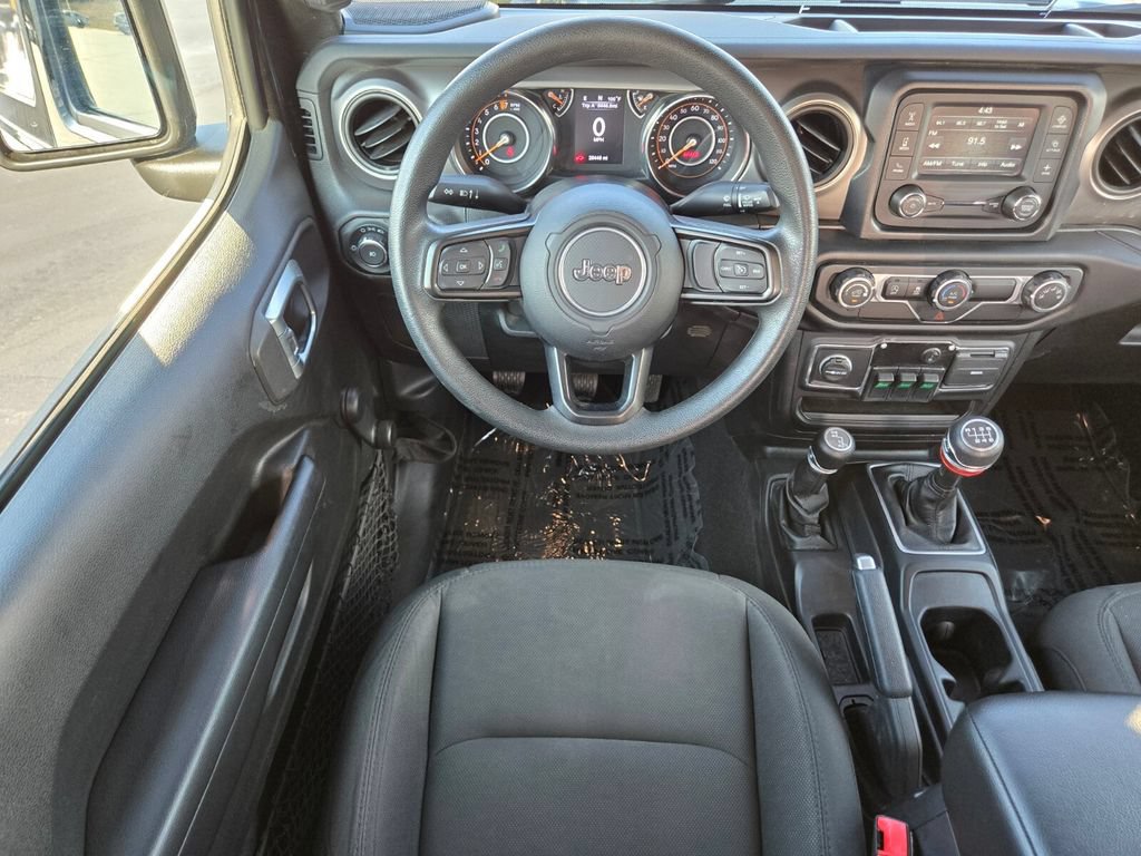 Used 2019 Jeep Wrangler Sport AWD/4WD image 12