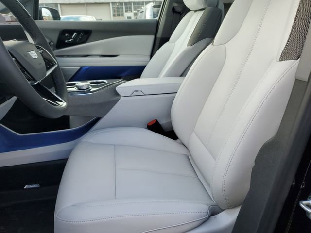 New 2026 Cadillac Optiq Luxury 1 w/ LPO, Floor Liner Package AWD/4WD image 24