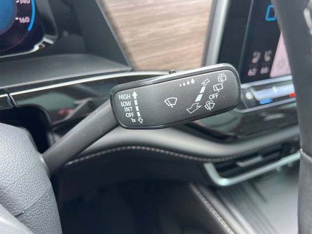New 2026 Volkswagen Atlas SEL image 9