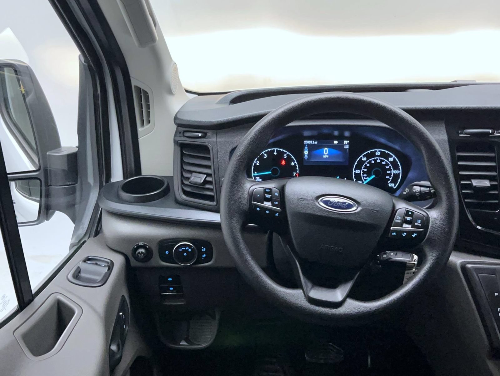 Used 2025 Ford Transit 350 XLT RWD image 12