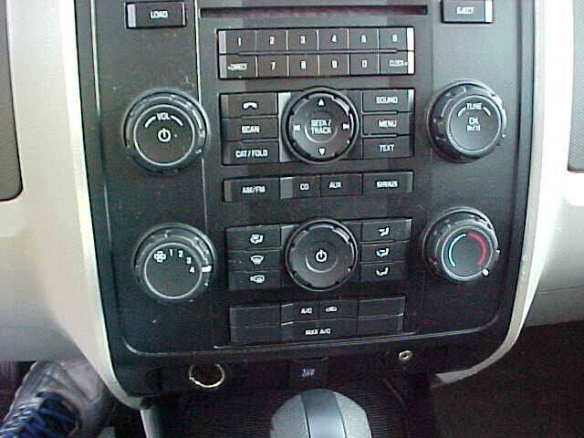 Used 2011 Ford Escape XLS w/ 102A Rapid Spec Order Code FWD image 35