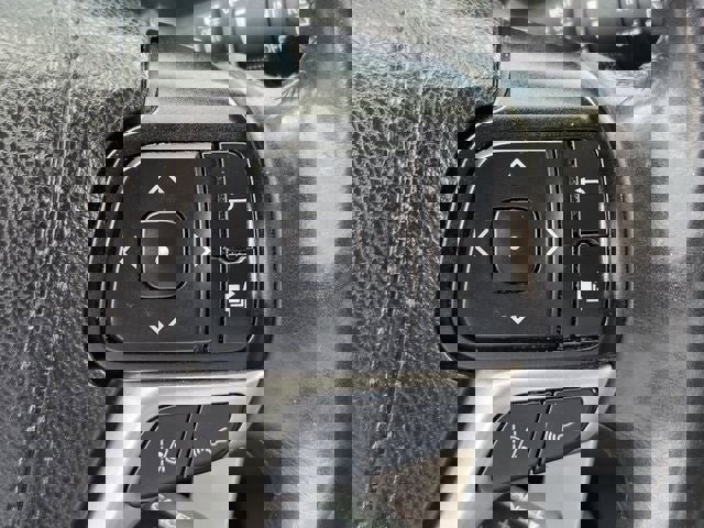 Used 2019 Toyota Highlander Plus image 30