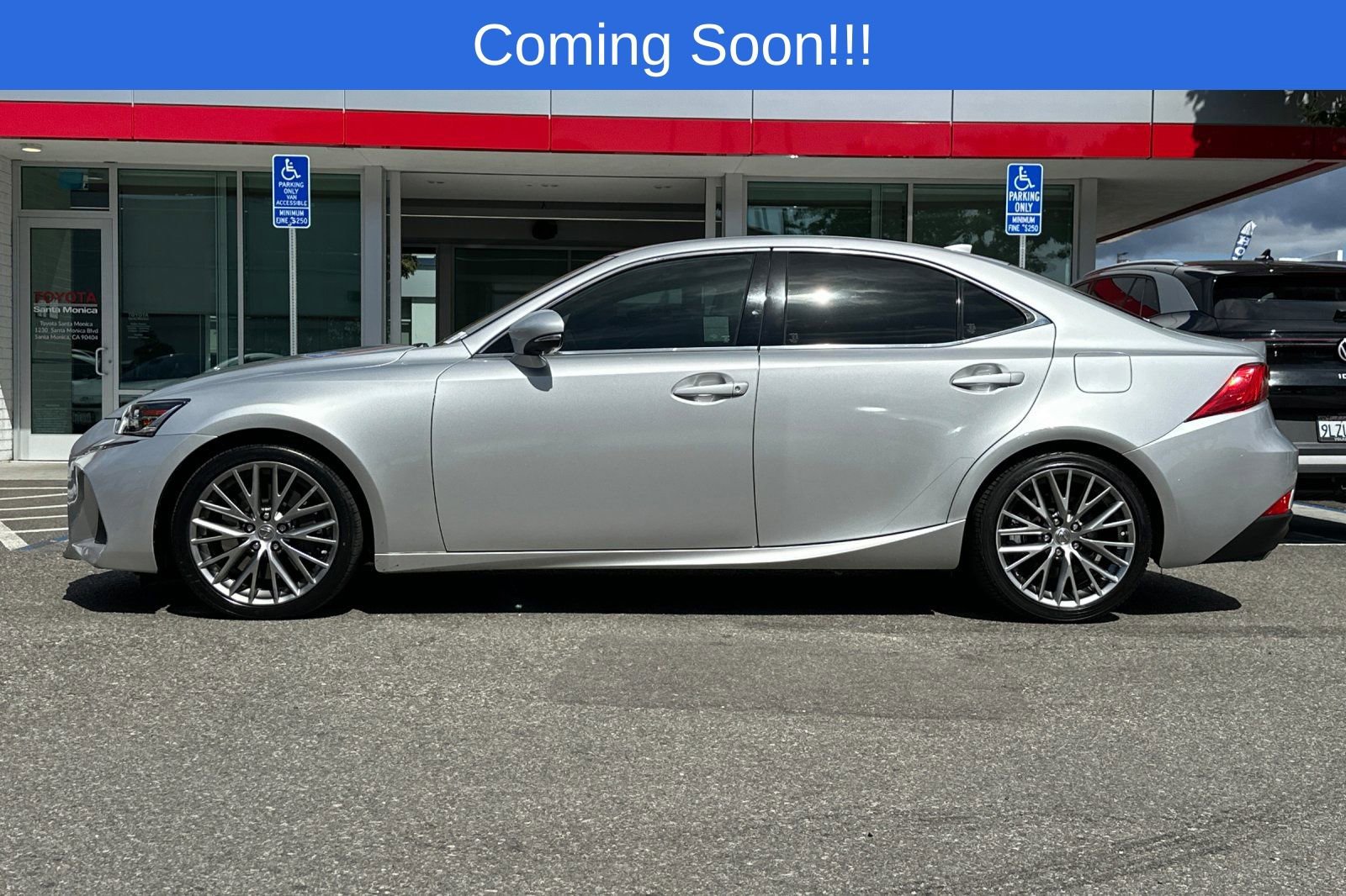 Used 2018 Lexus IS 300 w/ Accessory Package RWD image 7
