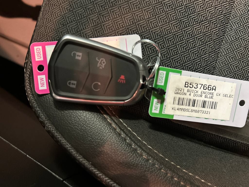 Used 2021 Buick Encore GX Select FWD image 22