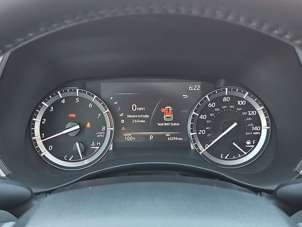 Used 2022 Toyota Highlander XLE FWD image 29