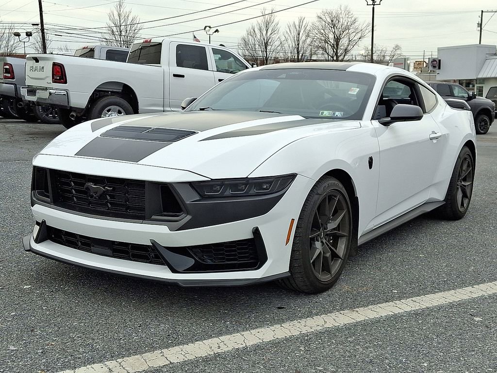Used 2024 Ford Mustang Dark Horse image 3