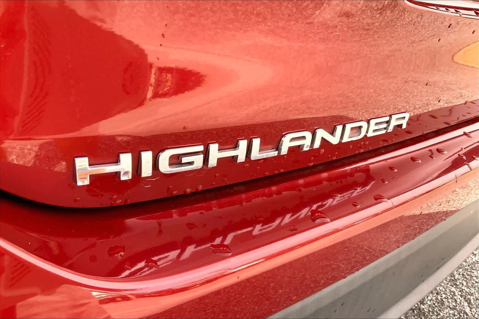 Used 2021 Toyota Highlander XLE FWD image 10