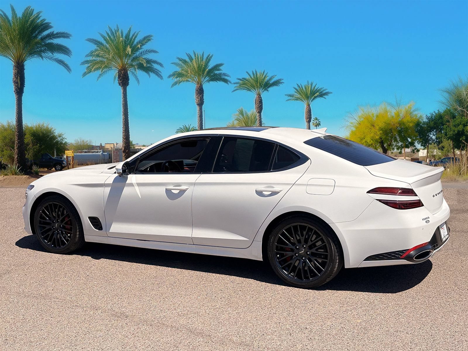 Used 2022 Genesis G70 3.3T Launch Edition RWD image 3