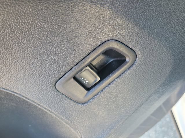 Certified 2024 Volkswagen Atlas SE FWD image 17