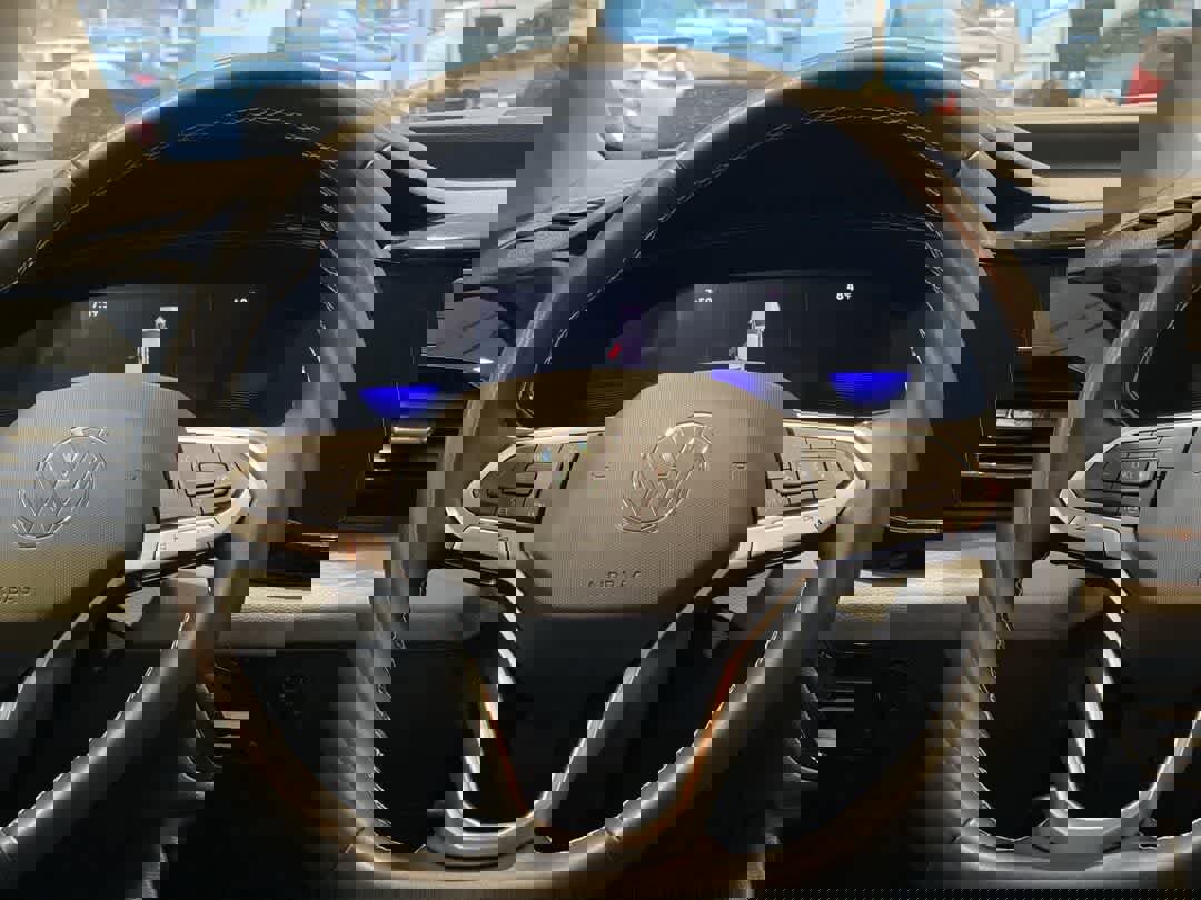 Used 2023 Volkswagen Taos S image 17