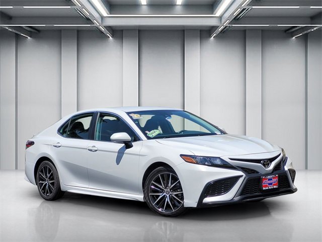 Used 2023 Toyota Camry SE