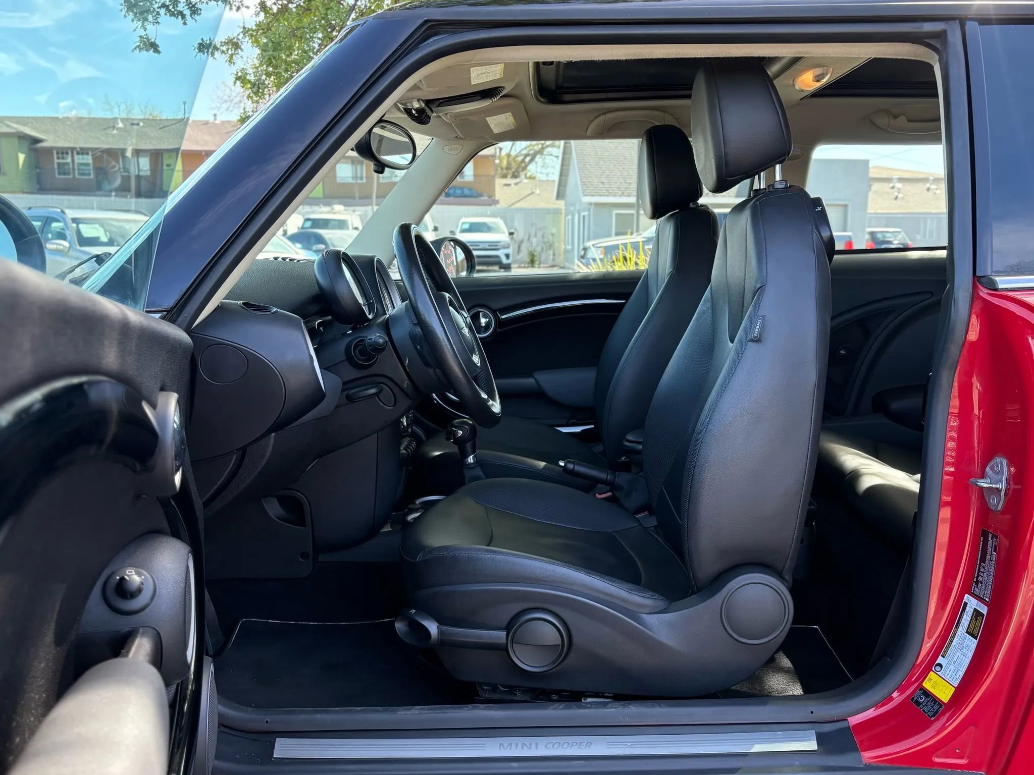 Used 2012 MINI Cooper Hardtop FWD image 9