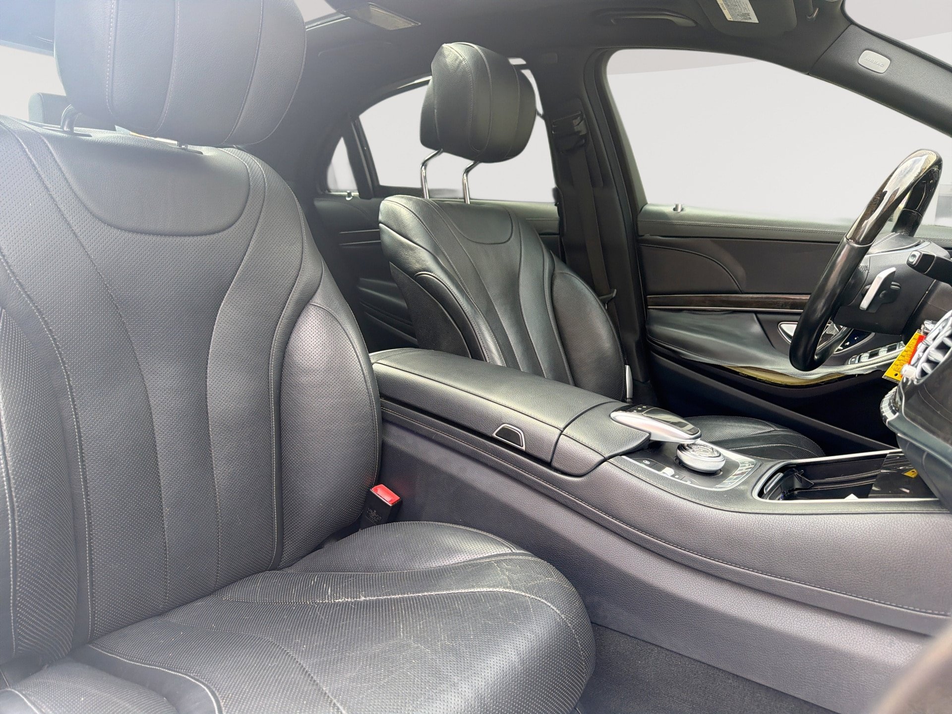 Used 2016 Mercedes-Benz S 550 Sedan image 28