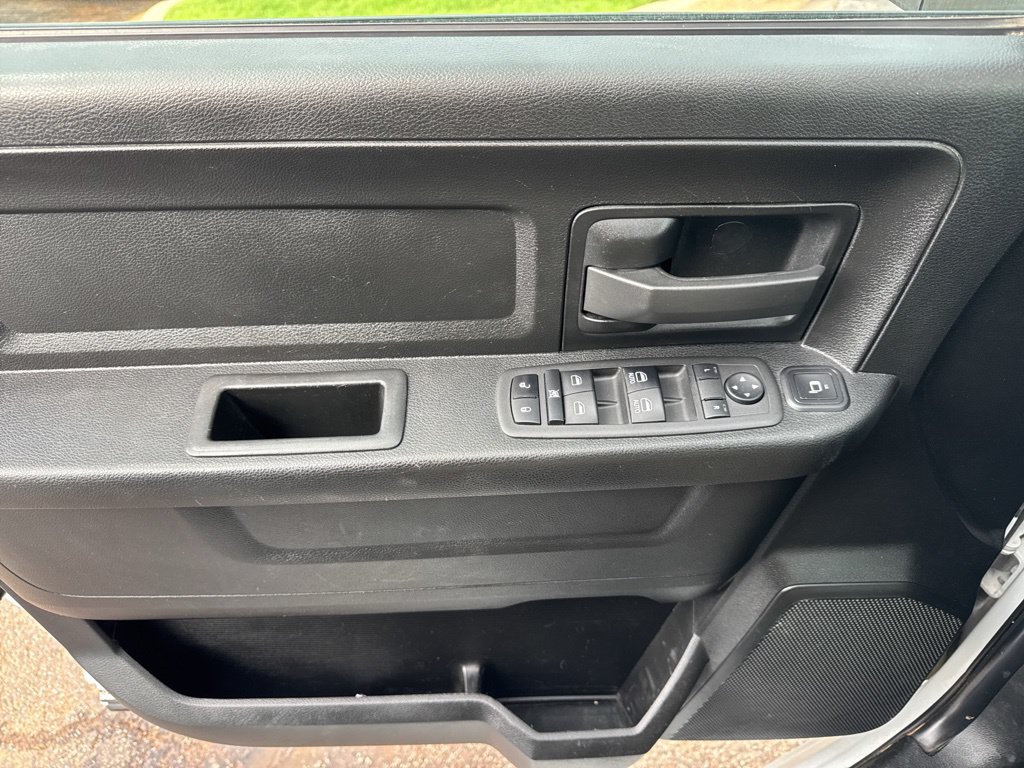 Used 2024 RAM 3500 Tradesman AWD/4WD image 29