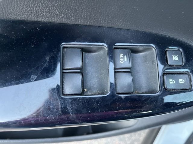 Used 2024 Mitsubishi Eclipse Cross LE image 18