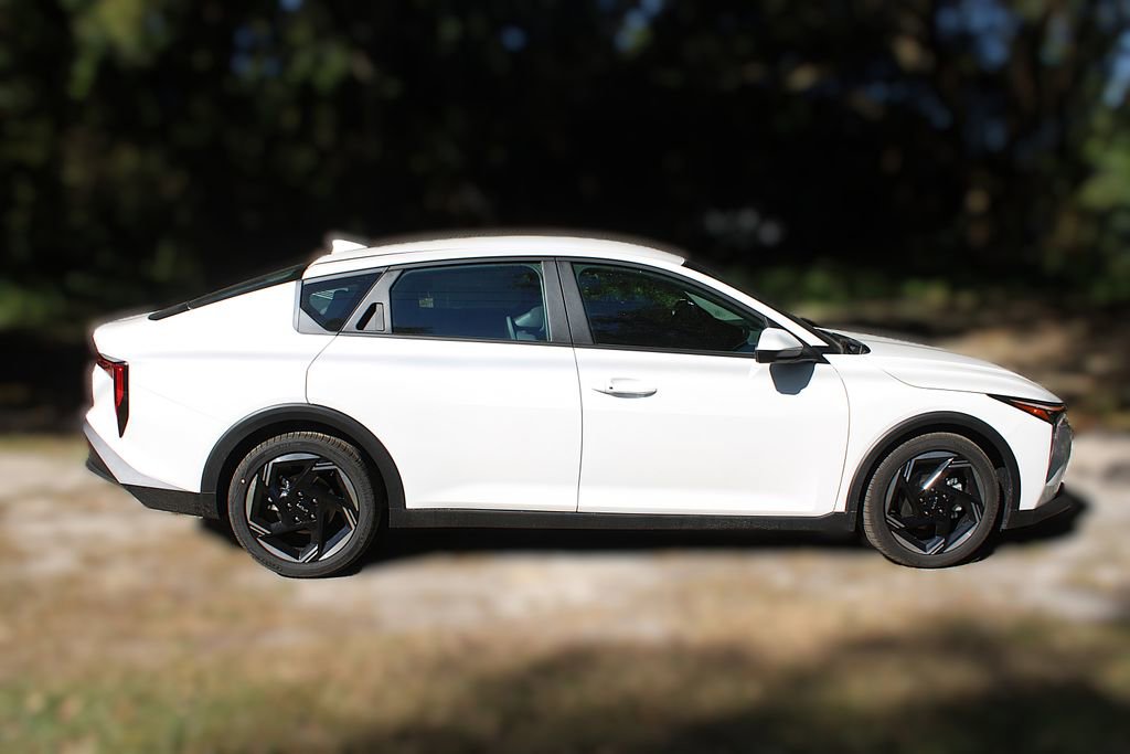 New 2025 Kia K4 EX image 5