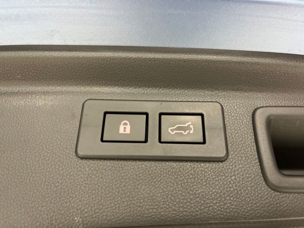 Certified 2022 Subaru Forester Touring AWD/4WD image 41