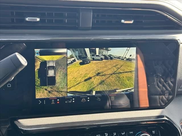 New 2026 GMC Sierra 2500 AT4 w/ Technology Package AWD/4WD image 34