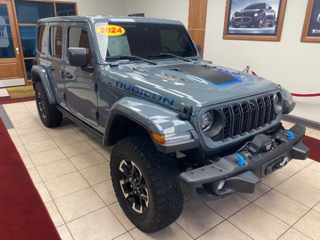 Used 2024 Jeep Wrangler Unlimited Rubicon 4xe AWD/4WD image 6